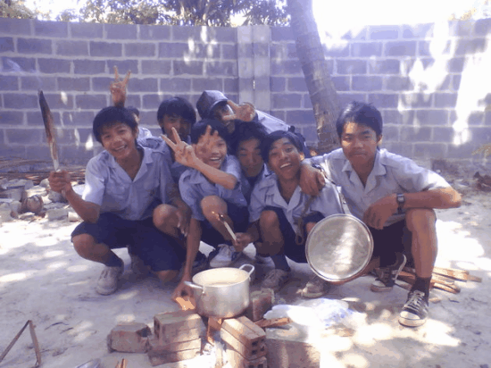 http://img.photo.zing.vn/file_uploads/gallery/w642h/2010/03/21/06/11811269171987.gif