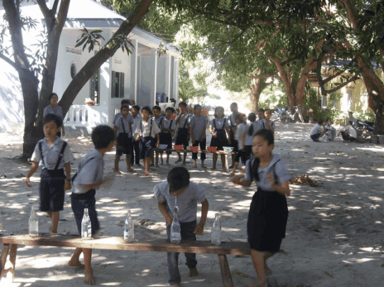 http://img.photo.zing.vn/file_uploads/gallery/w642h/2010/03/24/07/46361269433252.gif