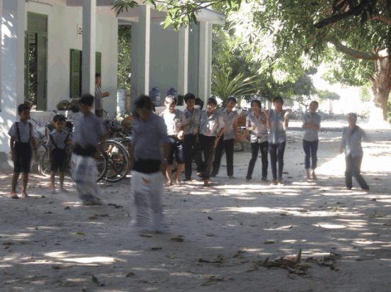 http://img.photo.zing.vn/file_uploads/gallery/w642h/2010/03/24/07/77981269433531.gif